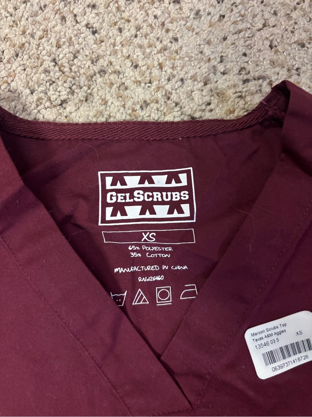 NWT Texas A&M Aggies Scrubs Set Sz XS Maroon Scrub Top Pants Drawstring - Picture 3 of 7